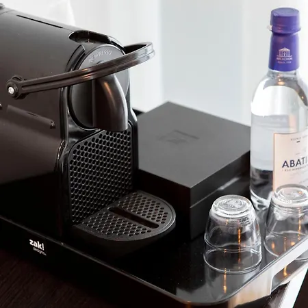 Logis - Restaurant - - Le Relais De Farrou Hotel 4*