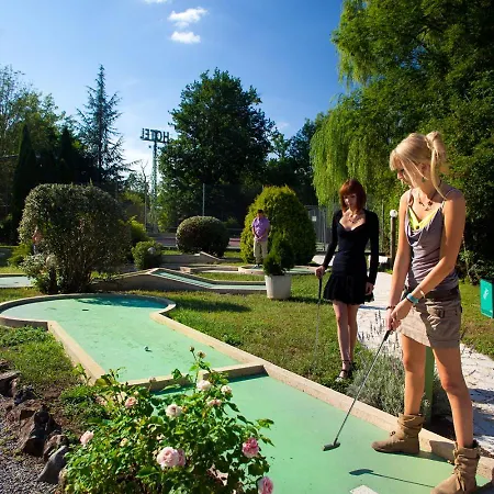 Logis - Restaurant - - Le Relais De Farrou