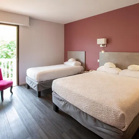 Logis - Restaurant - - Le Relais De Farrou 4*