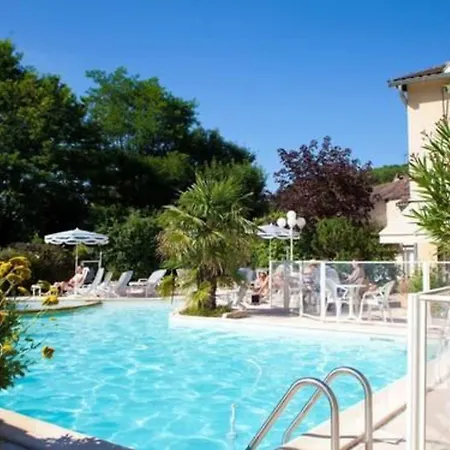 Le Relais De Farrou Hotel