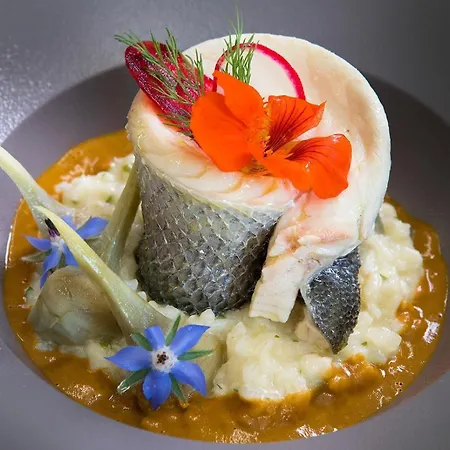 Logis - Restaurant - - Le Relais De Farrou